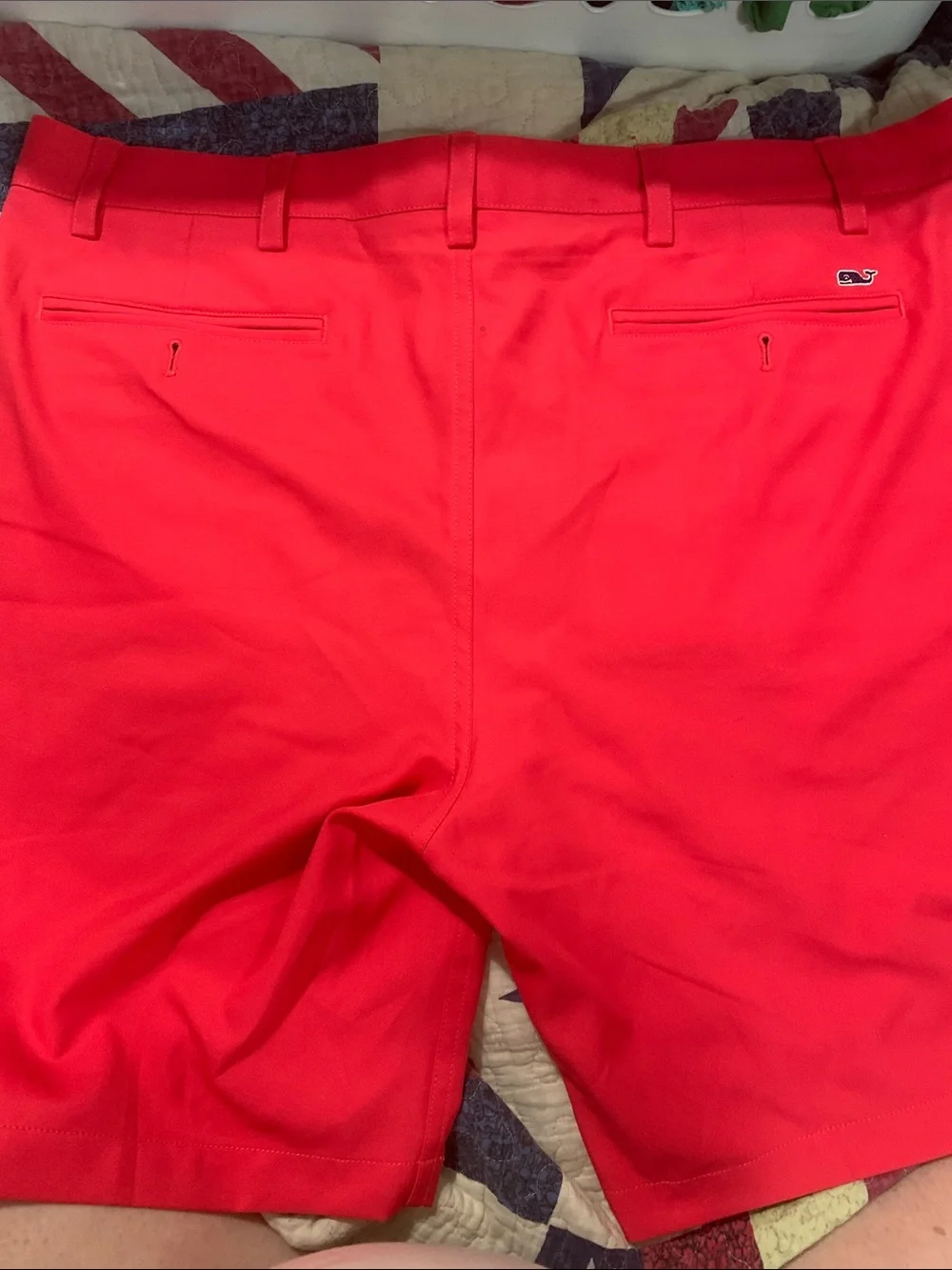 Vineyard Vines coral flat